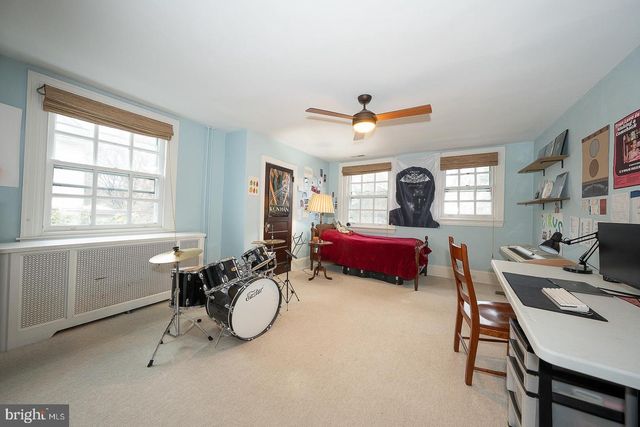 214 KENT RD, Ardmore, PA 19003