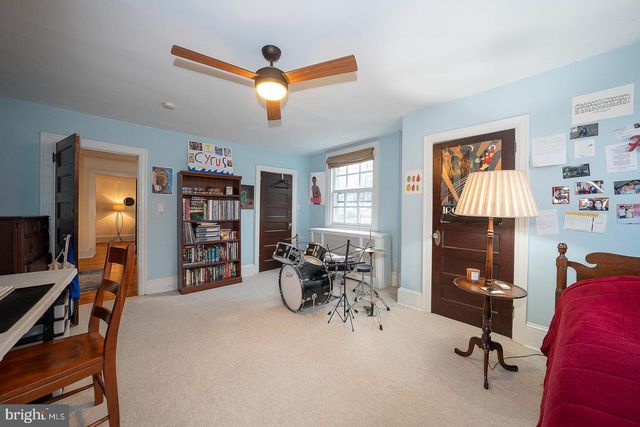 214 KENT RD, Ardmore, PA 19003