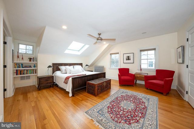 214 KENT RD, Ardmore, PA 19003