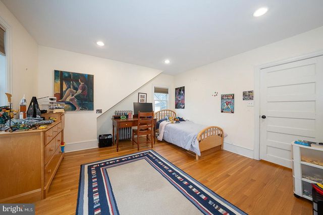 214 KENT RD, Ardmore, PA 19003