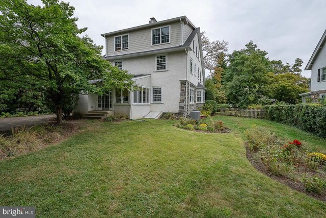 214 KENT RD, Ardmore, PA 19003