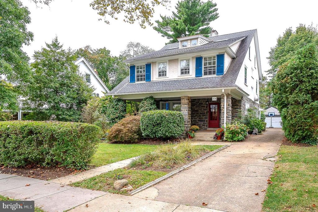 214 KENT RD, Ardmore, PA 19003