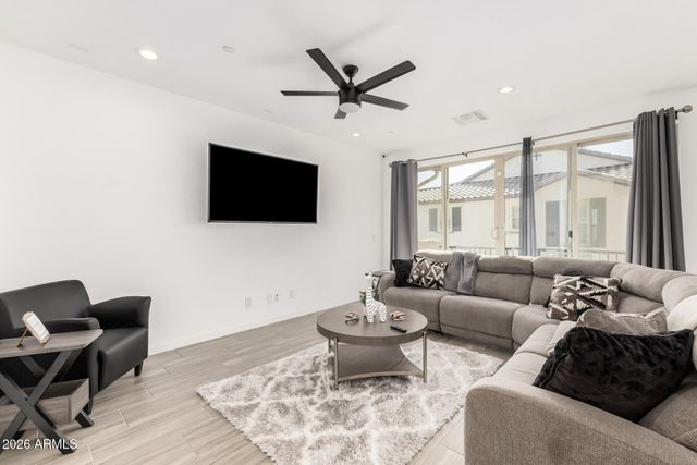 9845 E GAMMA Avenue, Mesa, AZ 85212