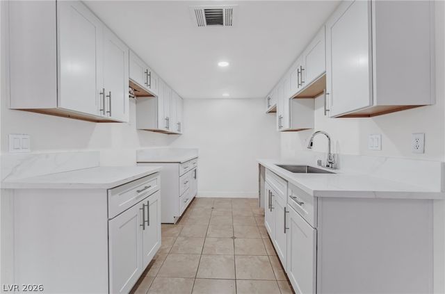 4361 Gannet Circle 159, Las Vegas, NV 89103