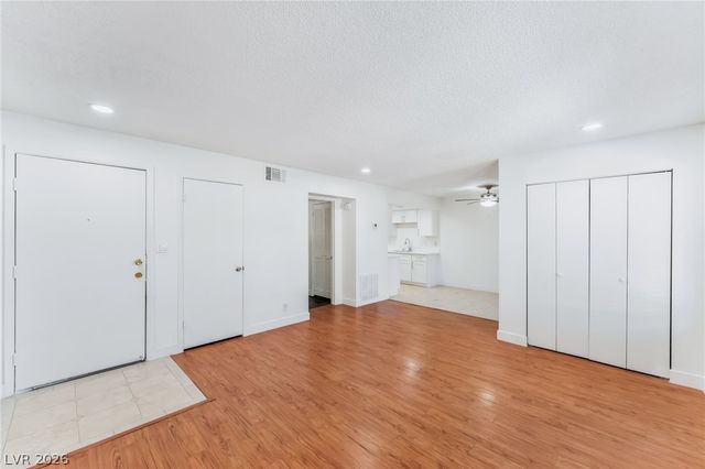 4361 Gannet Circle 159, Las Vegas, NV 89103