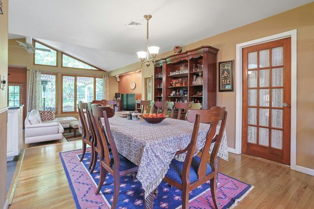 611 Gateway Avenue, Valley Cottage, NY 10989