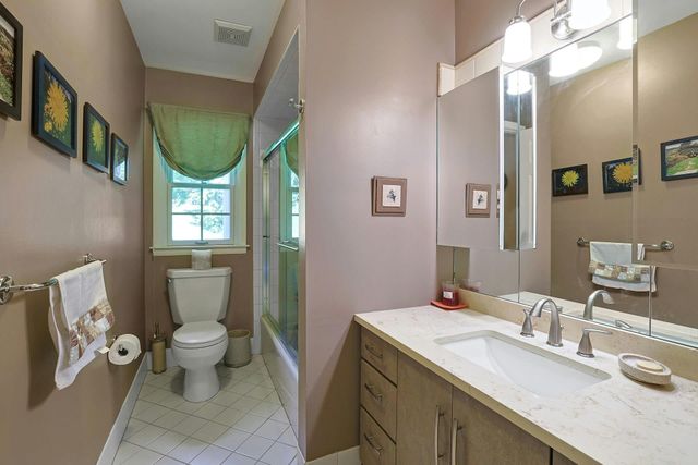 611 Gateway Avenue, Valley Cottage, NY 10989