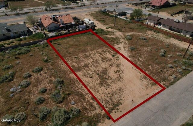 7250 Xavier Ave, California City, CA 93505