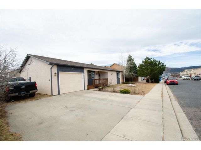 784 Century Ln, Monument, CO 80132
