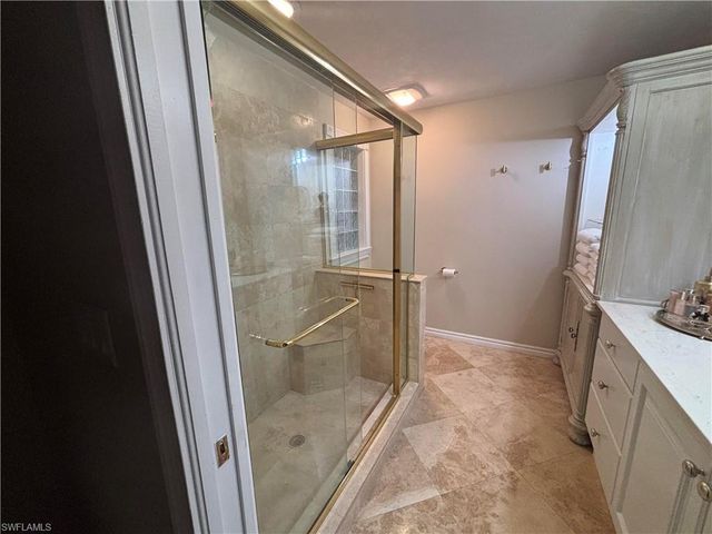 1156 Oakes BLVD, Naples, FL 34119