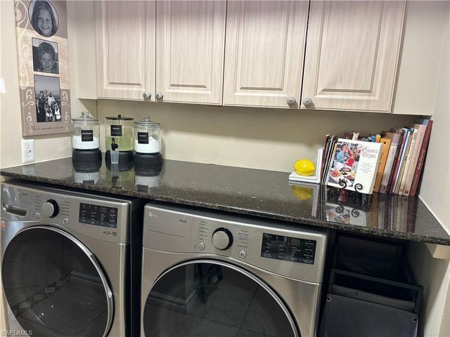 1156 Oakes BLVD, Naples, FL 34119