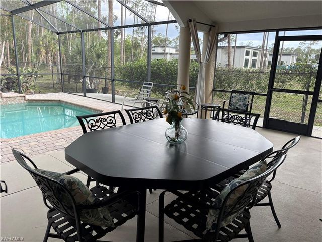 1156 Oakes BLVD, Naples, FL 34119