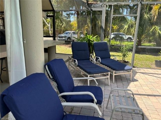 1156 Oakes BLVD, Naples, FL 34119