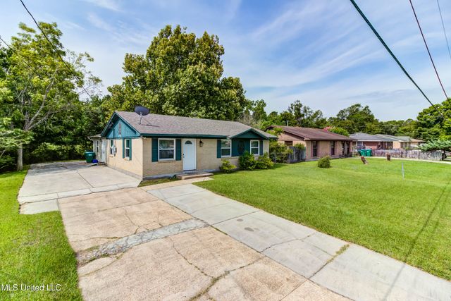 79 Holly Circle, Gulfport, MS 39501
