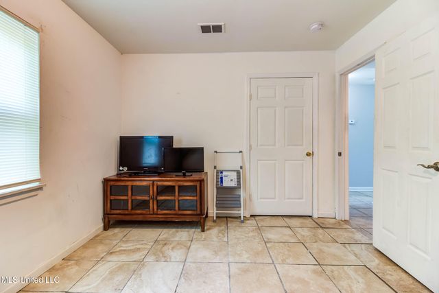 79 Holly Circle, Gulfport, MS 39501