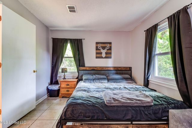 79 Holly Circle, Gulfport, MS 39501