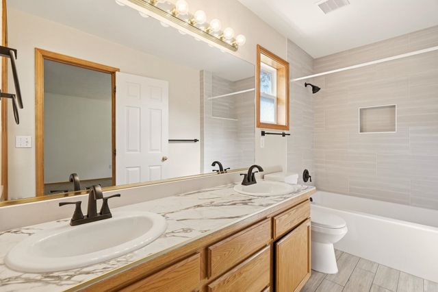 4720 S Pender Ln, Spokane, WA 99224