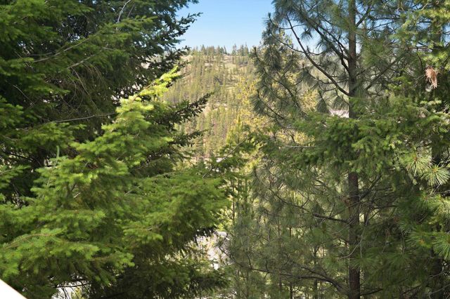 4720 S Pender Ln, Spokane, WA 99224