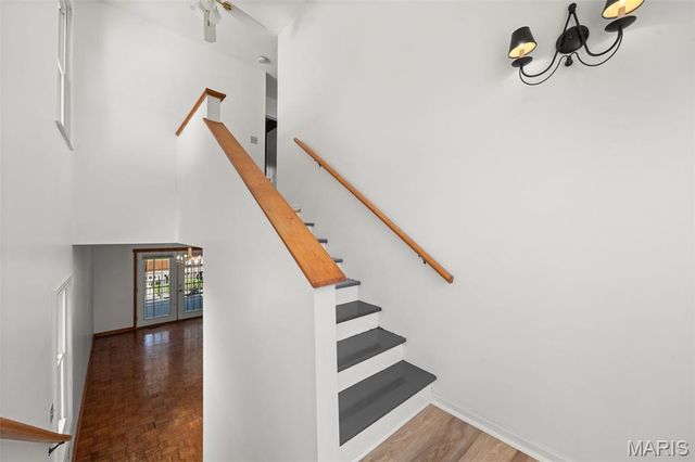 5957 Horton Place, St Louis, MO 63112