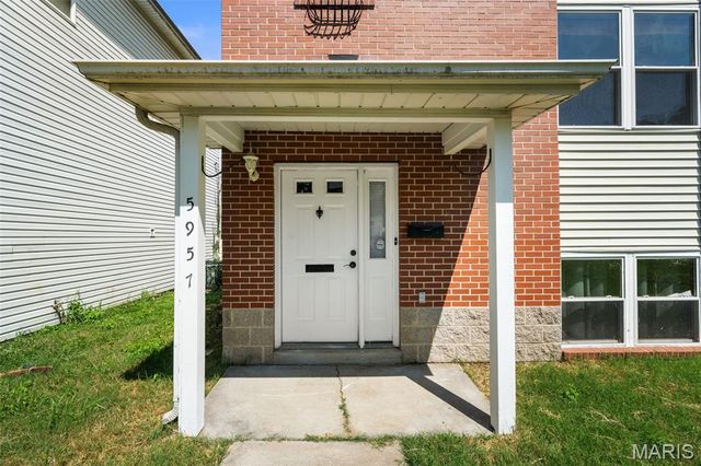 5957 Horton Place, St Louis, MO 63112