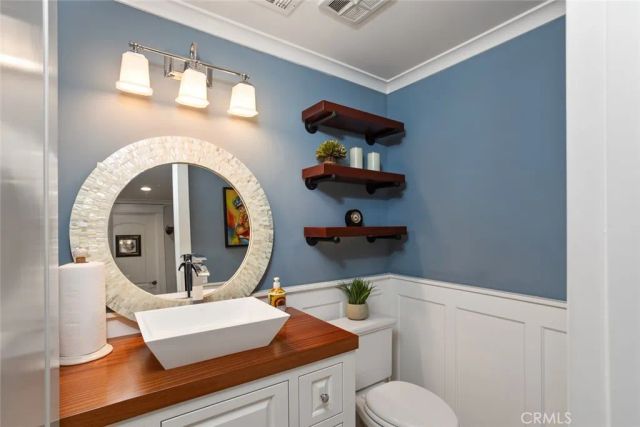 1310 N Wyeth, Orange, CA 92867