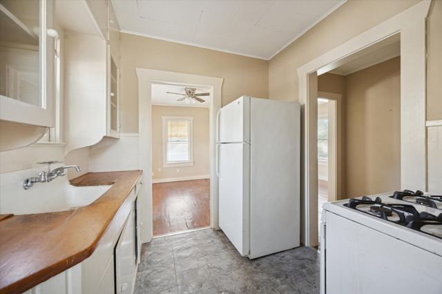 1103 W Cottage Street, Houston, TX 77009