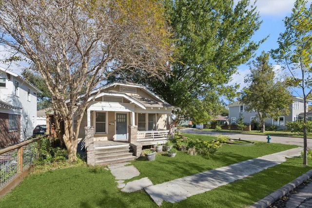 1103 W Cottage Street, Houston, TX 77009