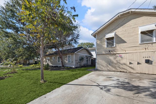 1103 W Cottage Street, Houston, TX 77009