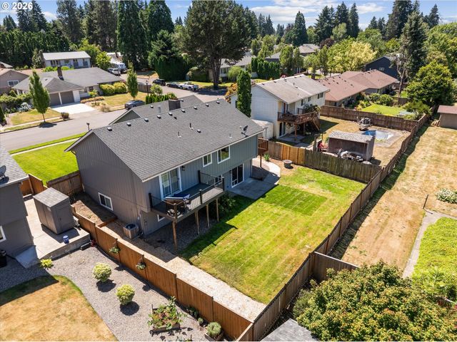 8655 Sw COMANCHE Way, Tualatin, OR 97062