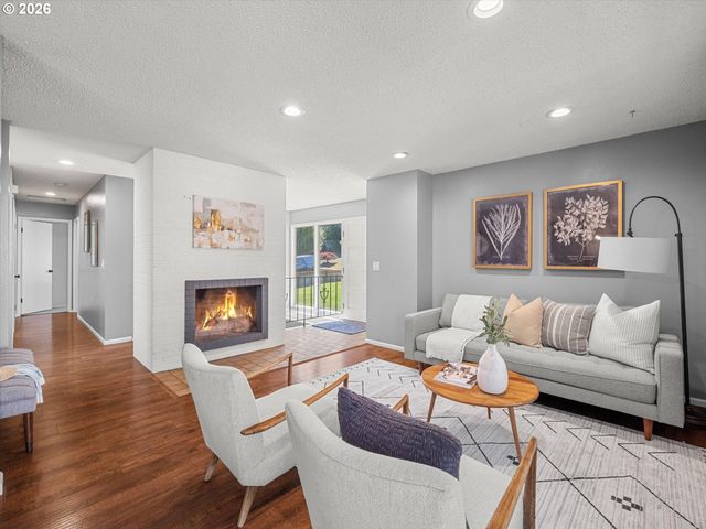 8655 Sw COMANCHE Way, Tualatin, OR 97062