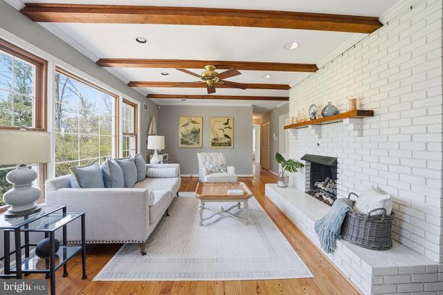 9104 VOLUNTEER DR, Alexandria, VA 22309