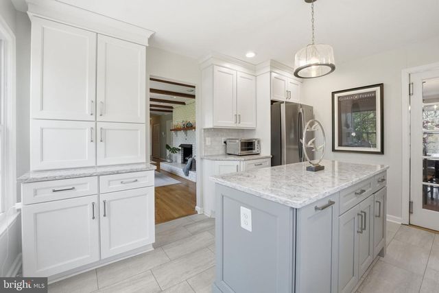 9104 VOLUNTEER DR, Alexandria, VA 22309