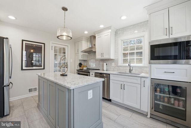 9104 VOLUNTEER DR, Alexandria, VA 22309