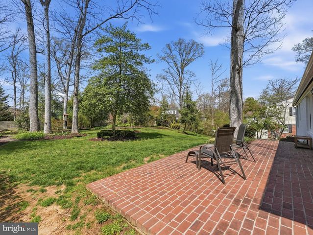 9104 VOLUNTEER DR, Alexandria, VA 22309