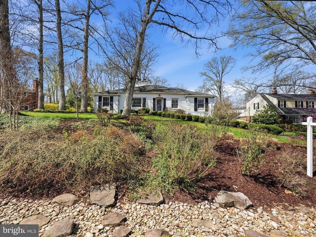 9104 VOLUNTEER DR, Alexandria, VA 22309