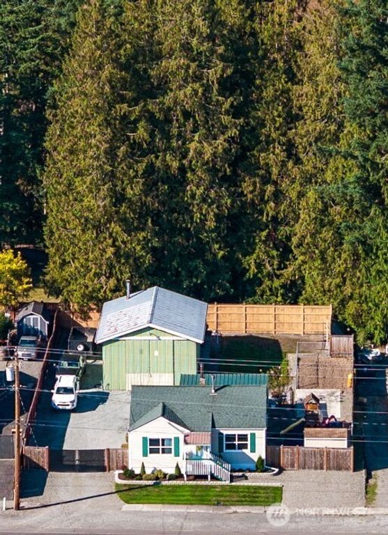 133 S Naches Street, Buckley, WA 98321