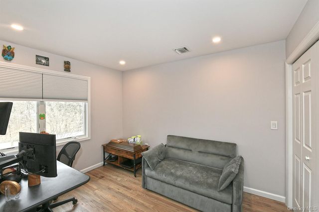 2457 New York Avenue, Melville, NY 11747