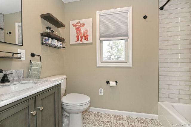 2457 New York Avenue, Melville, NY 11747