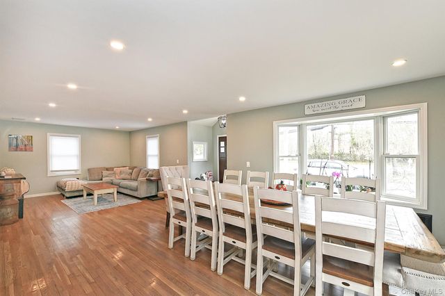 2457 New York Avenue, Melville, NY 11747