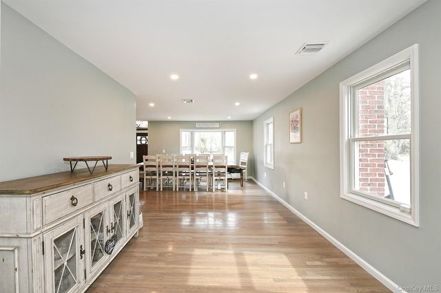 2457 New York Avenue, Melville, NY 11747