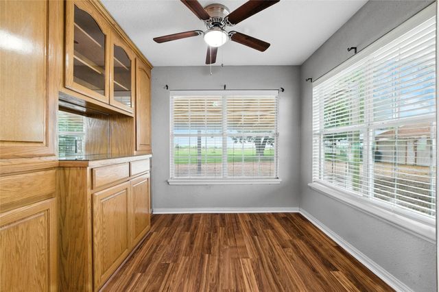 358 Wright Road, Waxahachie, TX 75167
