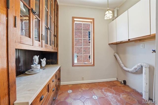 5257 Westminster Place, St Louis, MO 63108