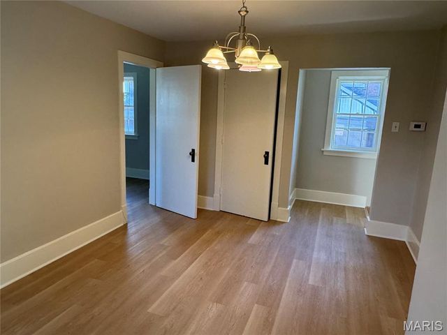 5257 Westminster Place, St Louis, MO 63108