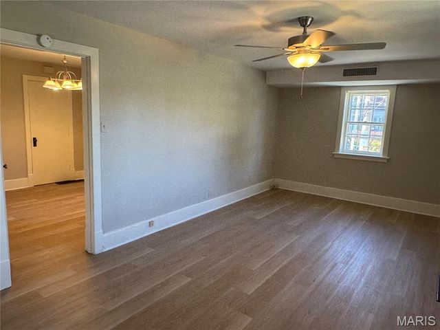 5257 Westminster Place, St Louis, MO 63108
