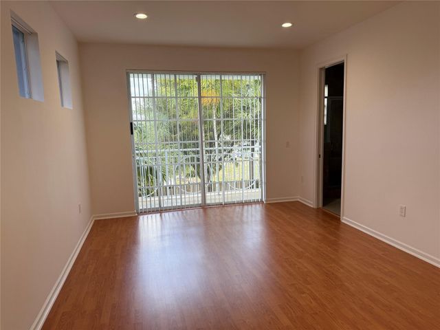 230 N G Street, Lake Worth Beach, FL 33460