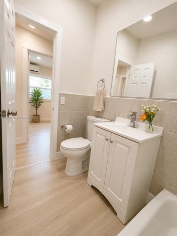 1632 NW 18th Ave, Fort Lauderdale, FL 33311
