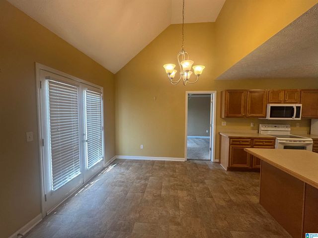 134 FALCON CREST, Anniston, AL 36207