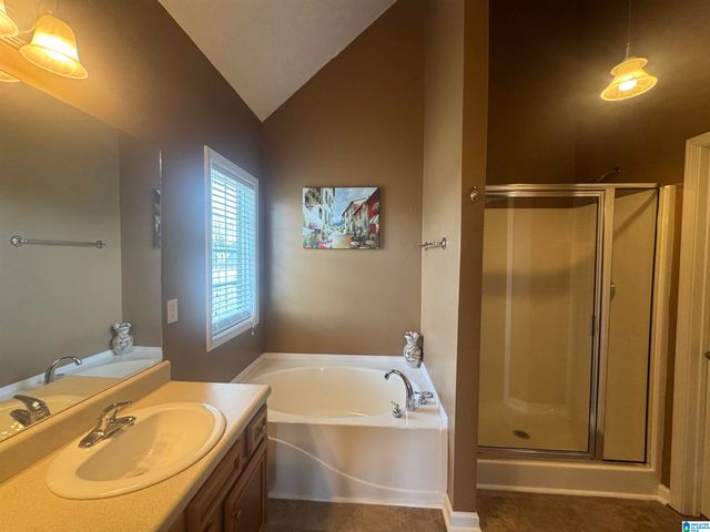 134 FALCON CREST, Anniston, AL 36207