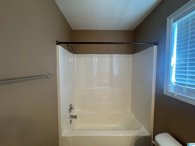 134 FALCON CREST, Anniston, AL 36207