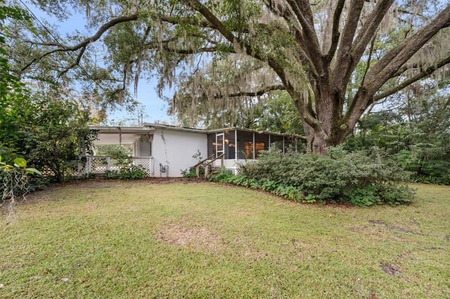 311 NW 8TH STREET, Williston, FL 32696